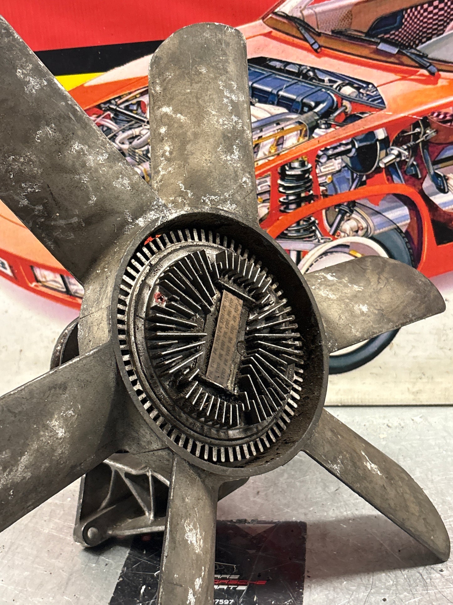 Porsche 928 Engine cooling viscous fan with bracket used 92810613701, 9281061101R