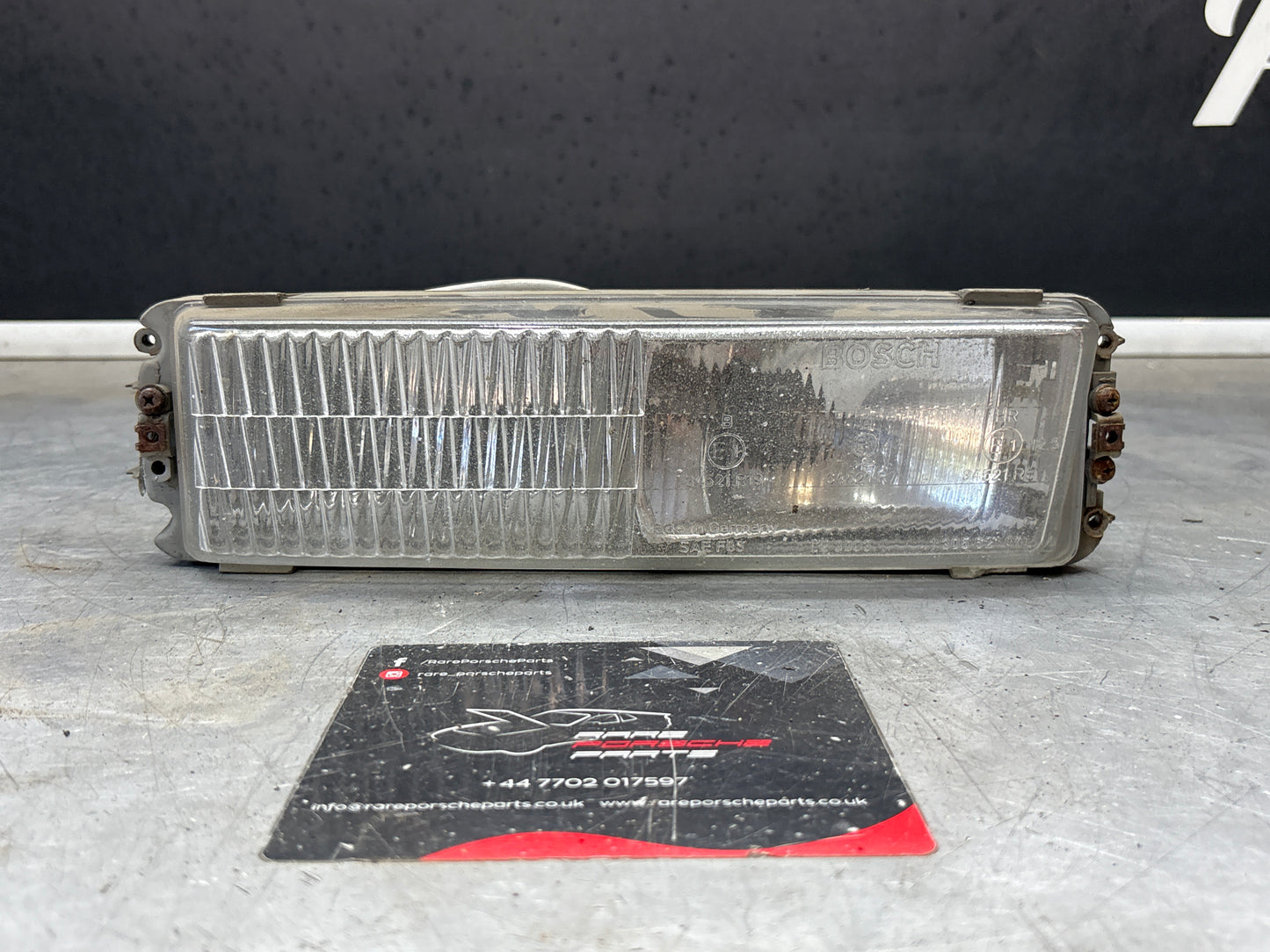 Porsche 944 S2 Turbo right foglight 95163121200 / 0305200701 used