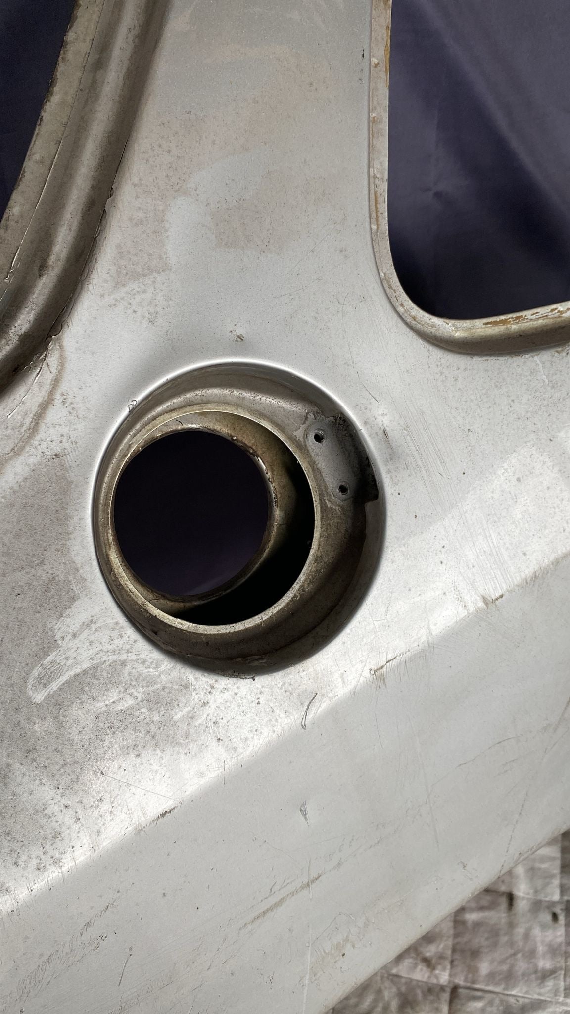 Porsche 924 Right sill / fender section, 477809602B cut