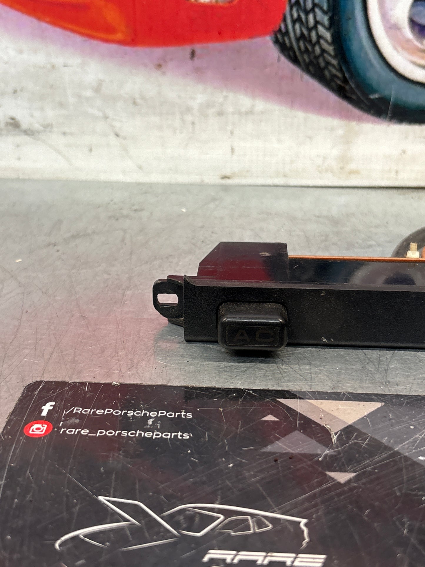 Porsche 928 front center dash panel, used 92864160922