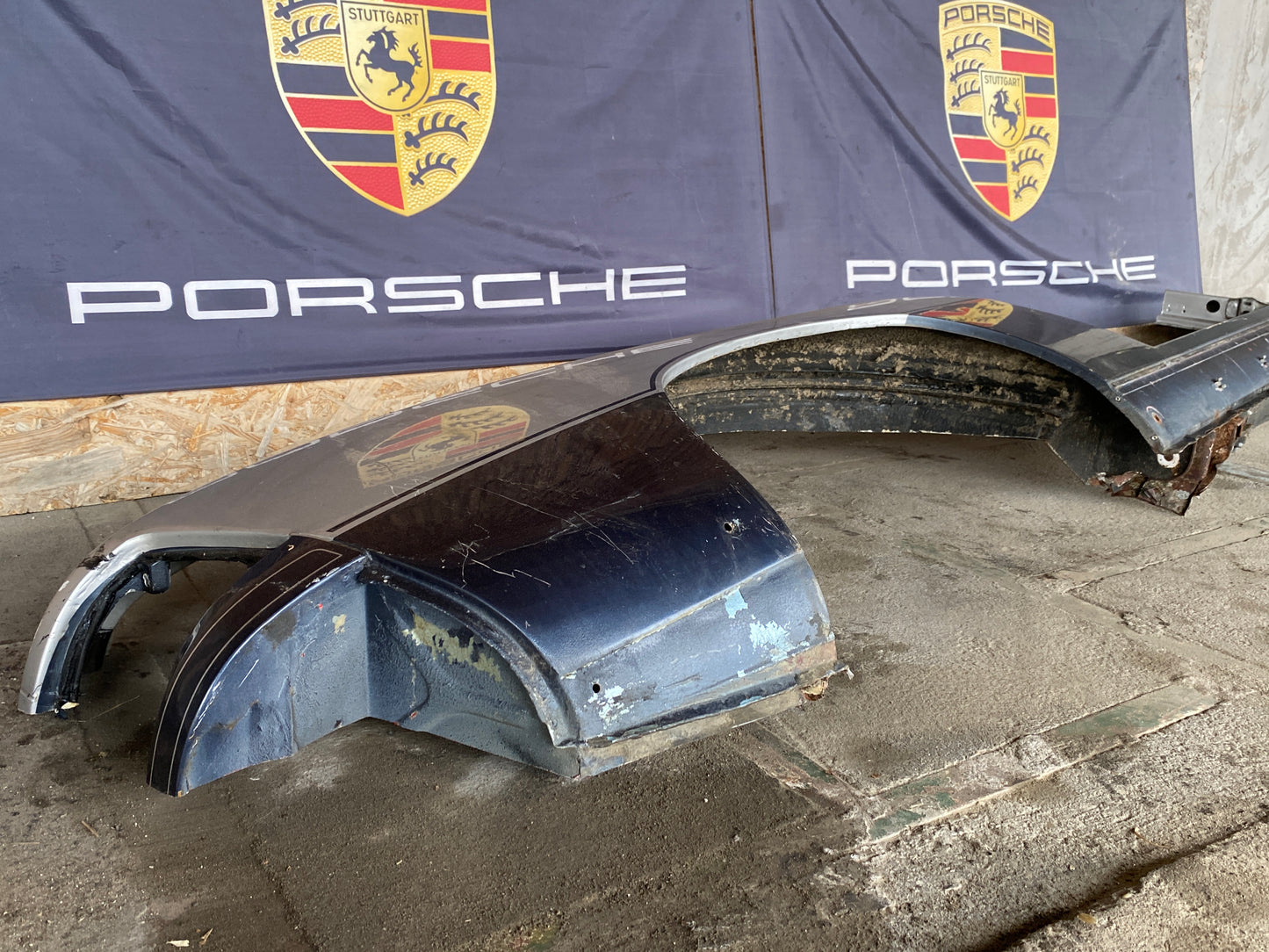 Porsche 944 Right side cut, rear fender with sill 94450390403, 94450361200