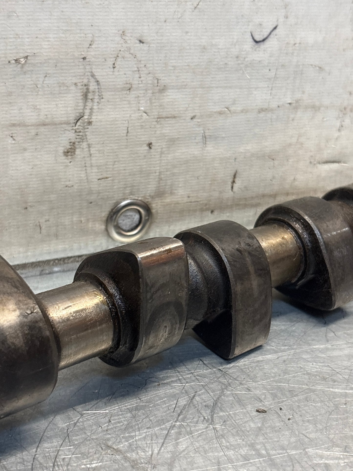 Porsche 924 / 924 Turbo camshaft 046109021 used