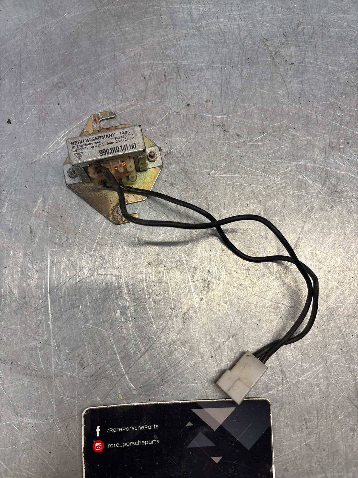Porsche 928 radio interference suppressor, used 99961914100