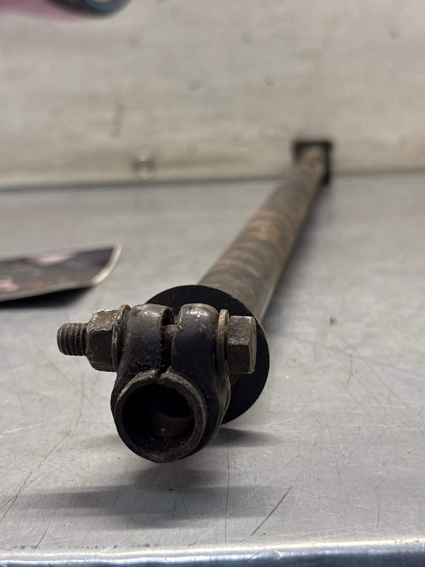 Porsche 928 manual gear shift rod, longer verson -1981, used, 92842402801