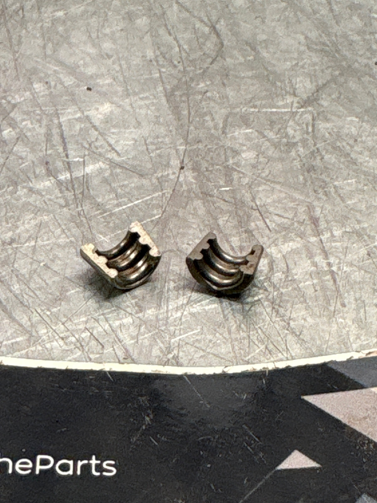 Porsche 928 32v / 944 16v / 968 valve collet, used 92810522100