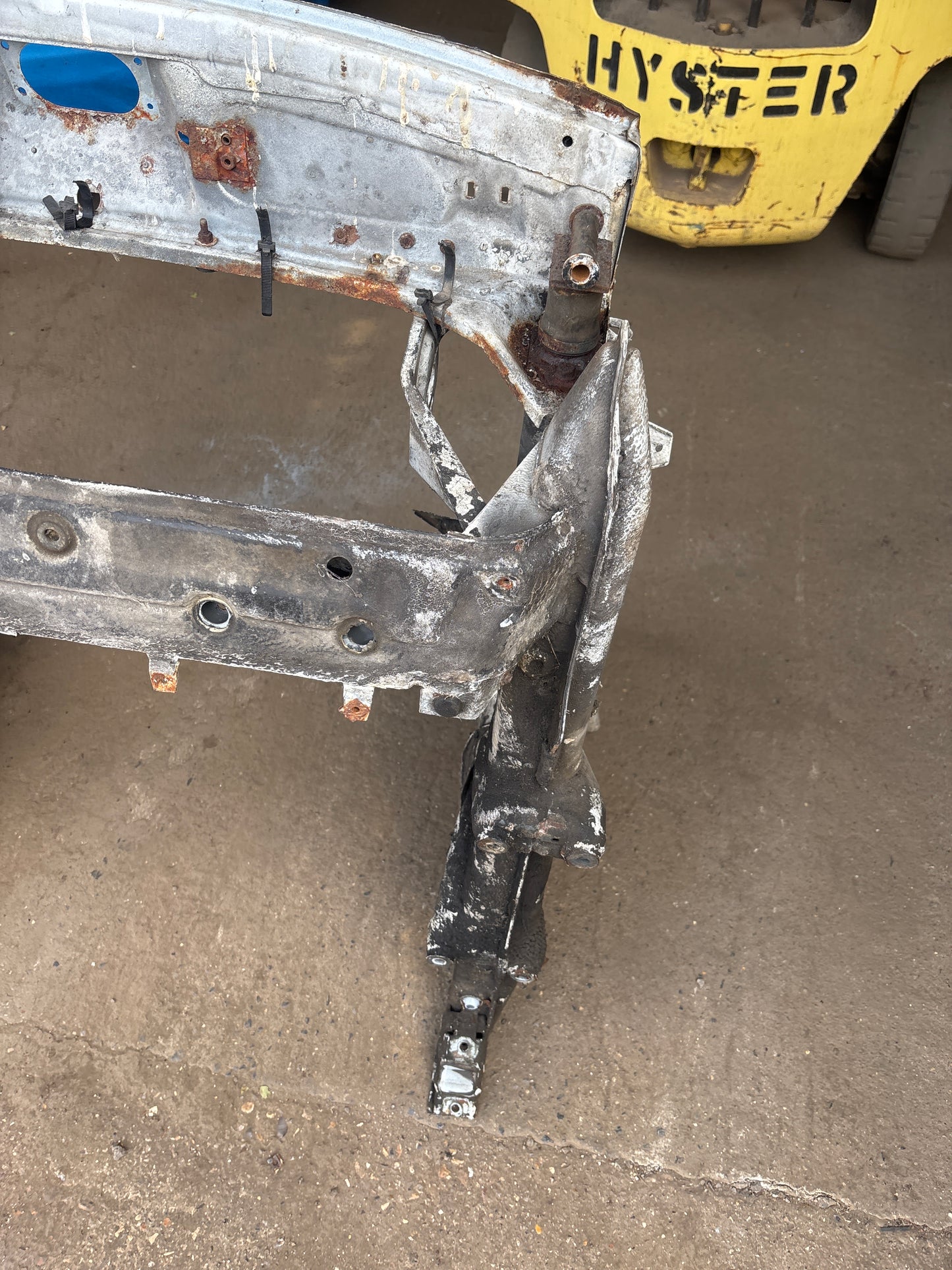 Porsche 928 S 1982 Front Section Cut