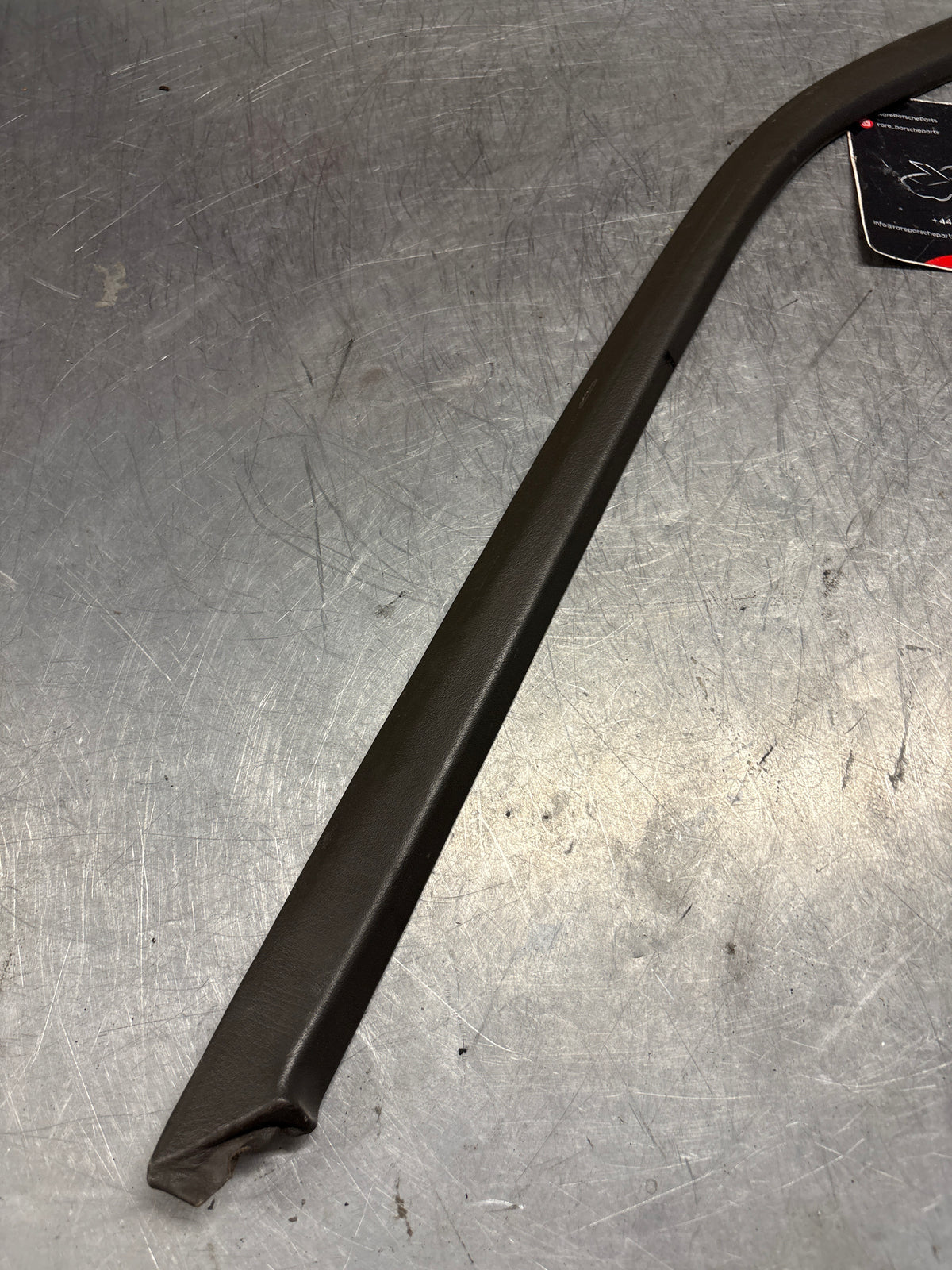 Porsche 928 right, off side door upper frame surround trim, grey 92855502602, used