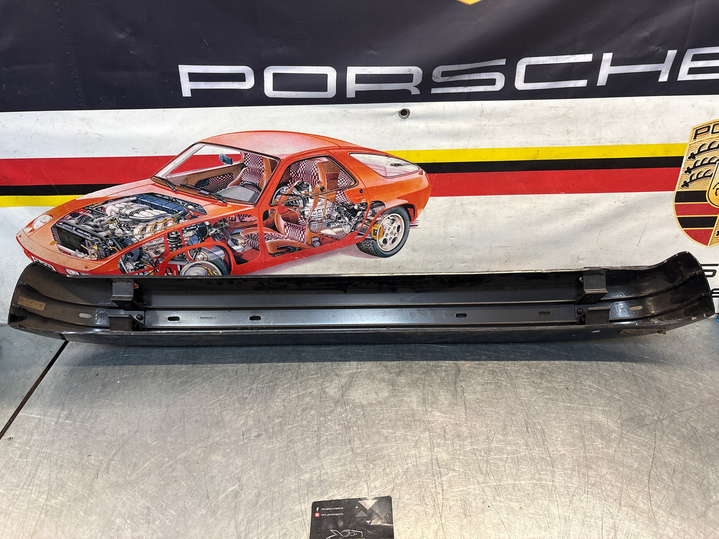 Porsche 924 rear bumper, NOS USA version 477807301A