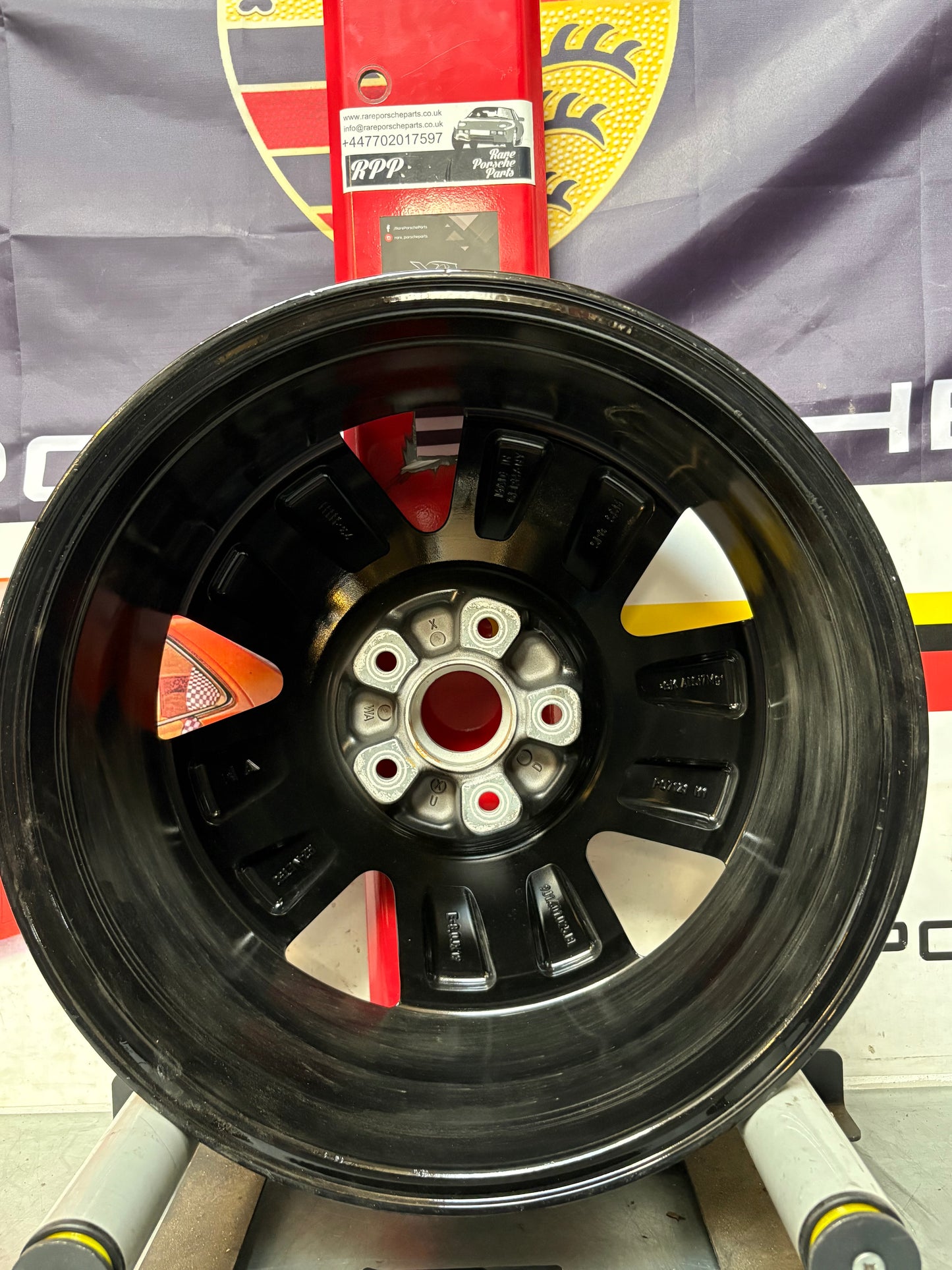 Porsche Taycan 8,0Jx19” ET50 alloy wheel, 9J1601025BL, very nice condition, used