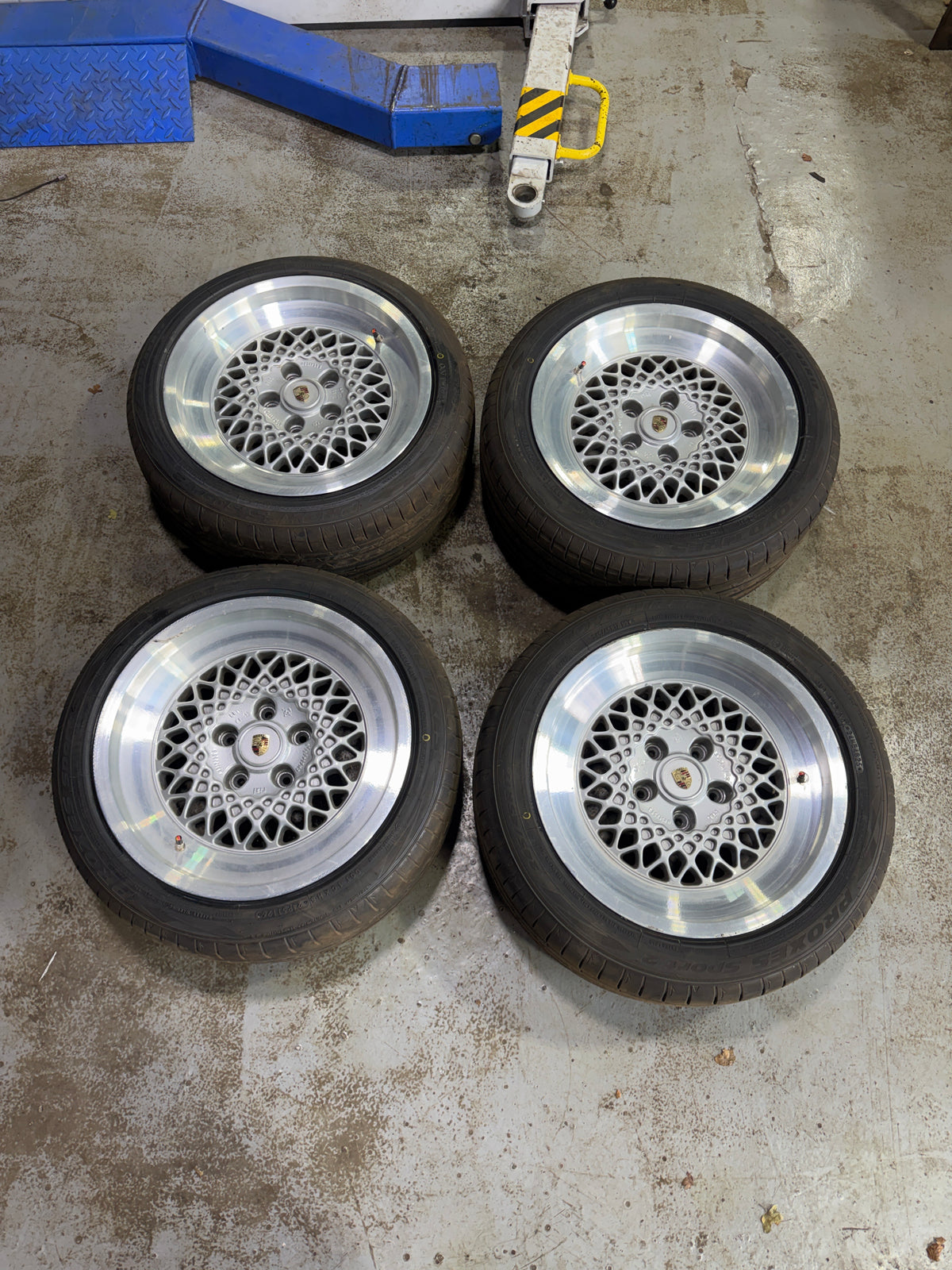 Rial Mesh 5X120 8.5J 17 Inch ET13 Wheels