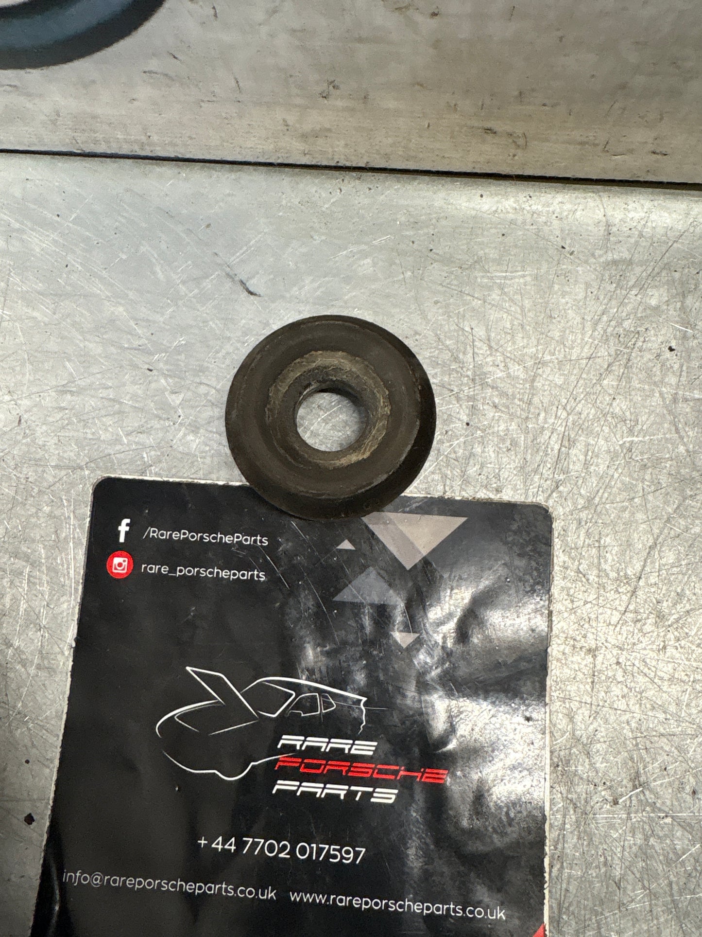 Porsche 928 shock absorber damper rubber, used 92833346501