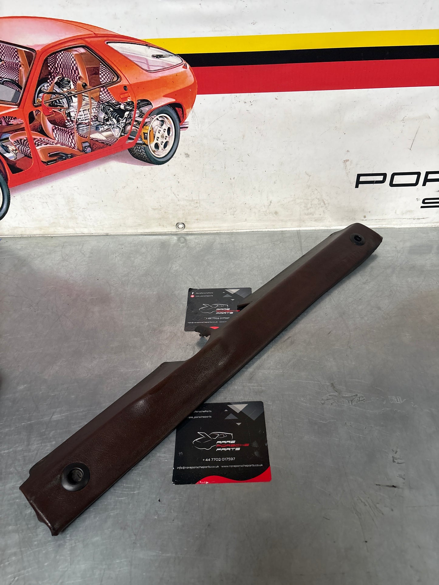 Porsche 928 tailgate interior trim, used, brown 92855504705