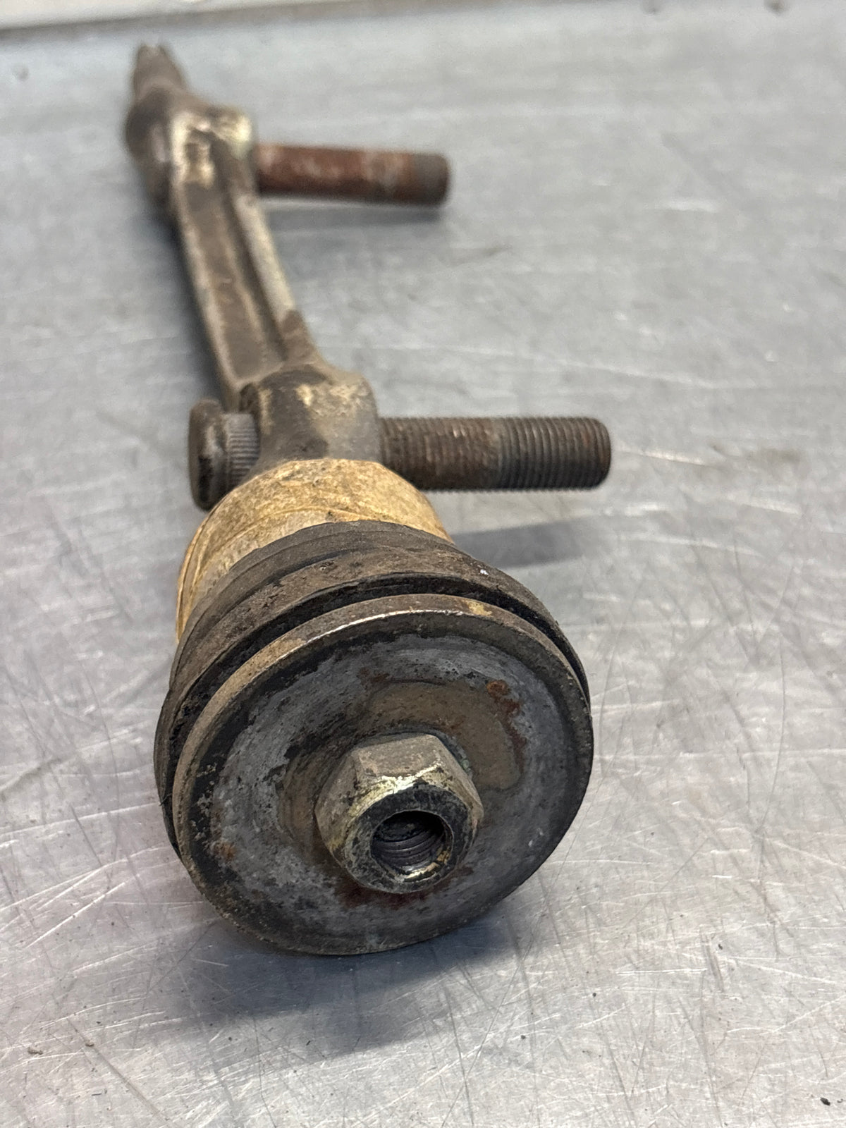 Porsche 928 control arm axle, used 92834143108