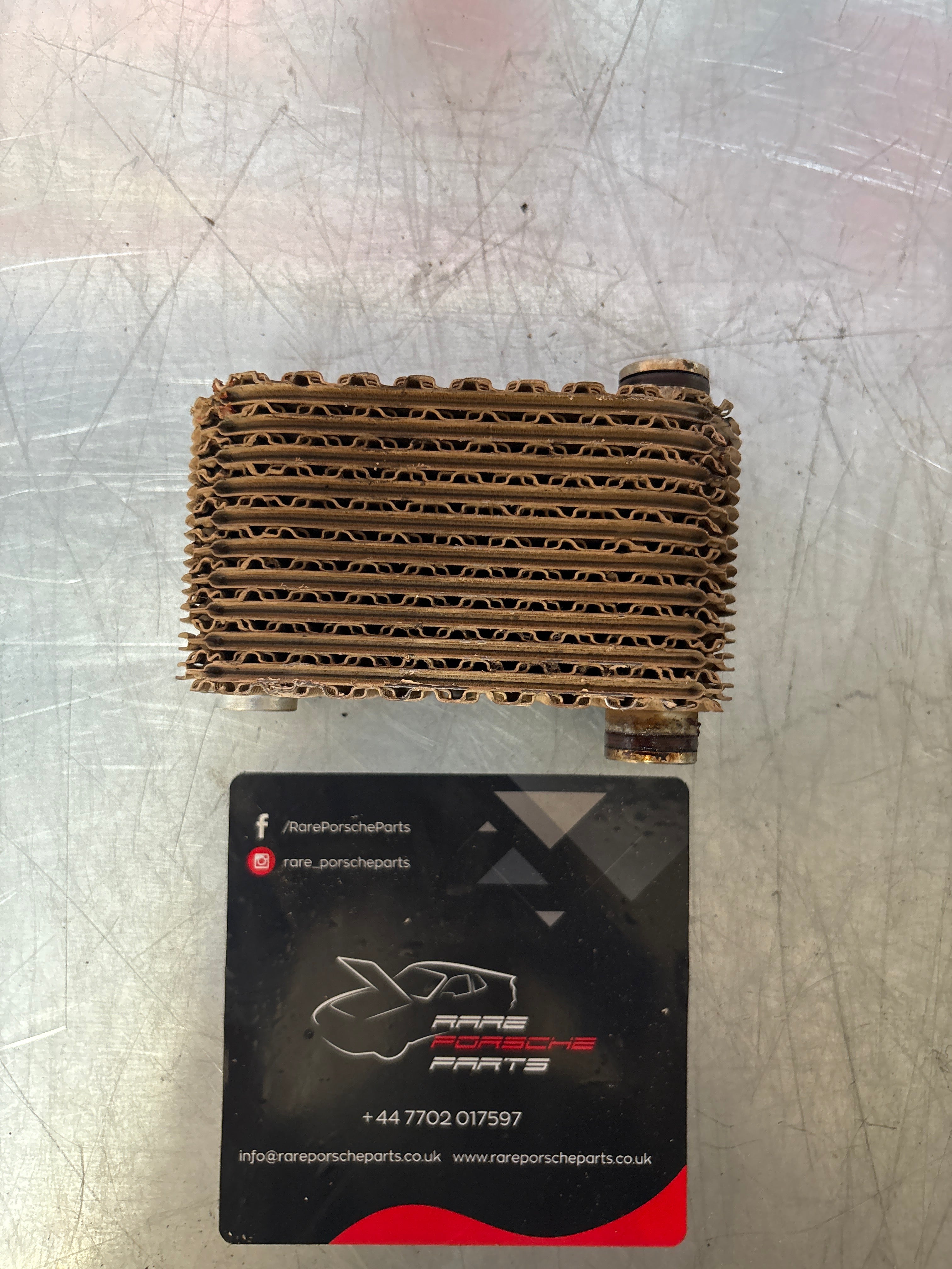 Porsche 924S 944 oil-water radiator, oil cooler, heat exchanger 944107 ...