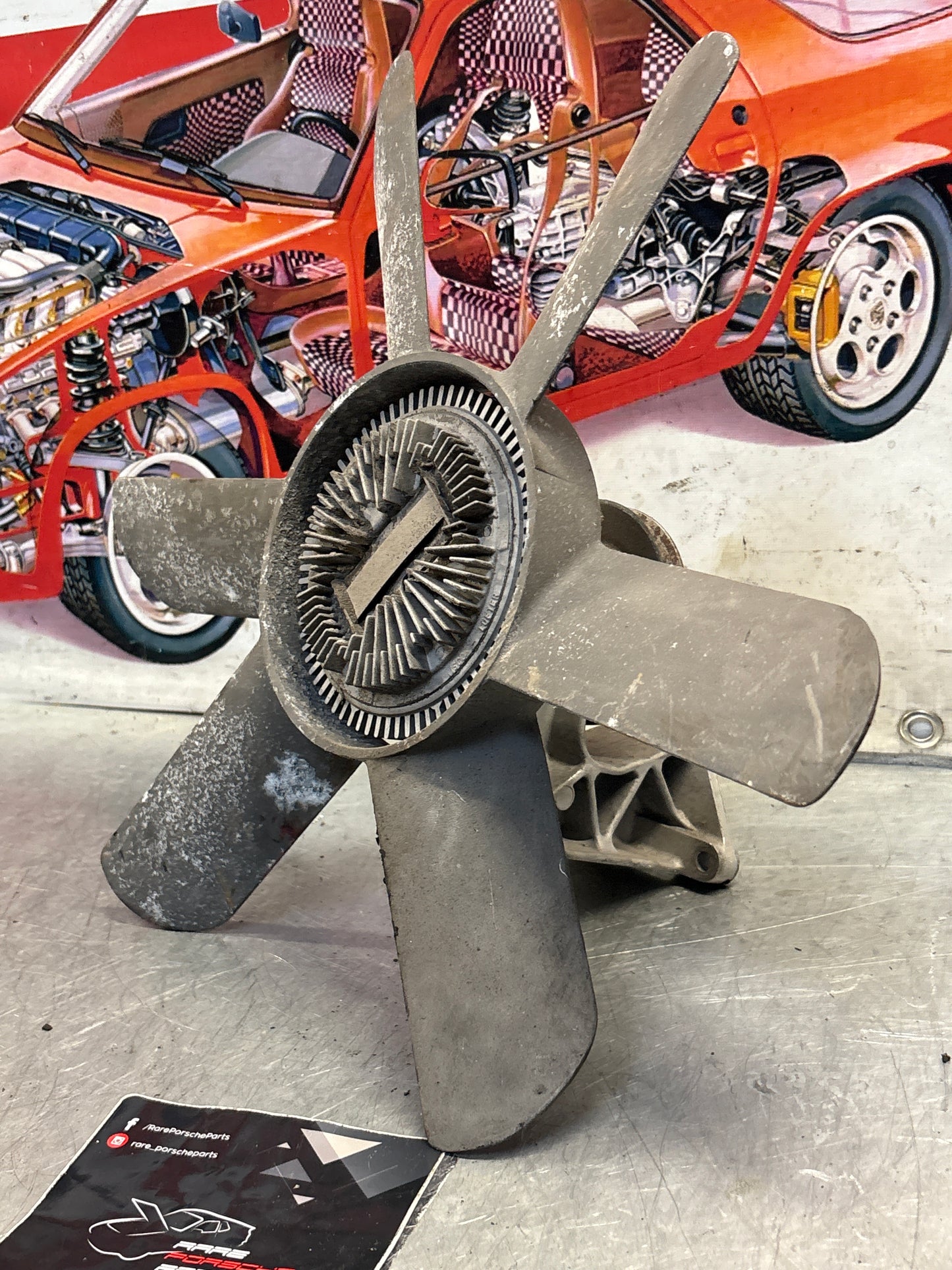 Porsche 928 Engine cooling viscous fan with bracket used 92810613701, 9281061101R