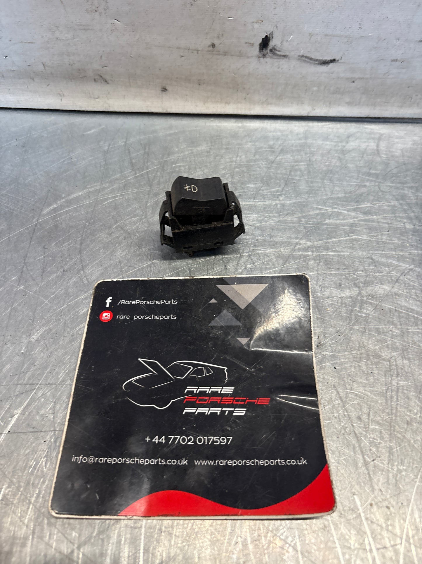 Porsche 924 rear fog light switch, used 477941536