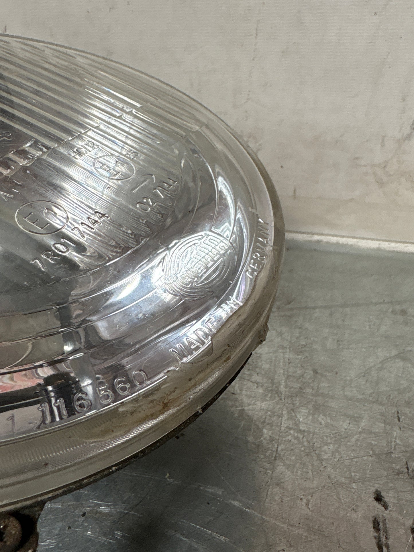 Porsche 924 / 944 Hella H4 headlight, used 477941771 / 201116560 / 1L800306069