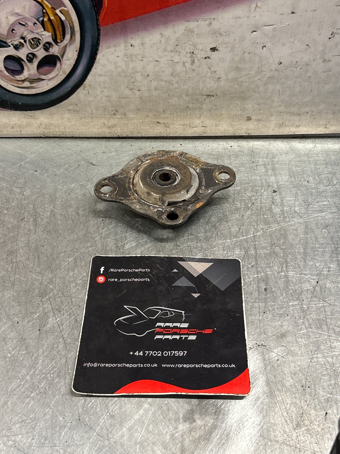 Porsche 928 front shock absorber mounting, used 92834305101