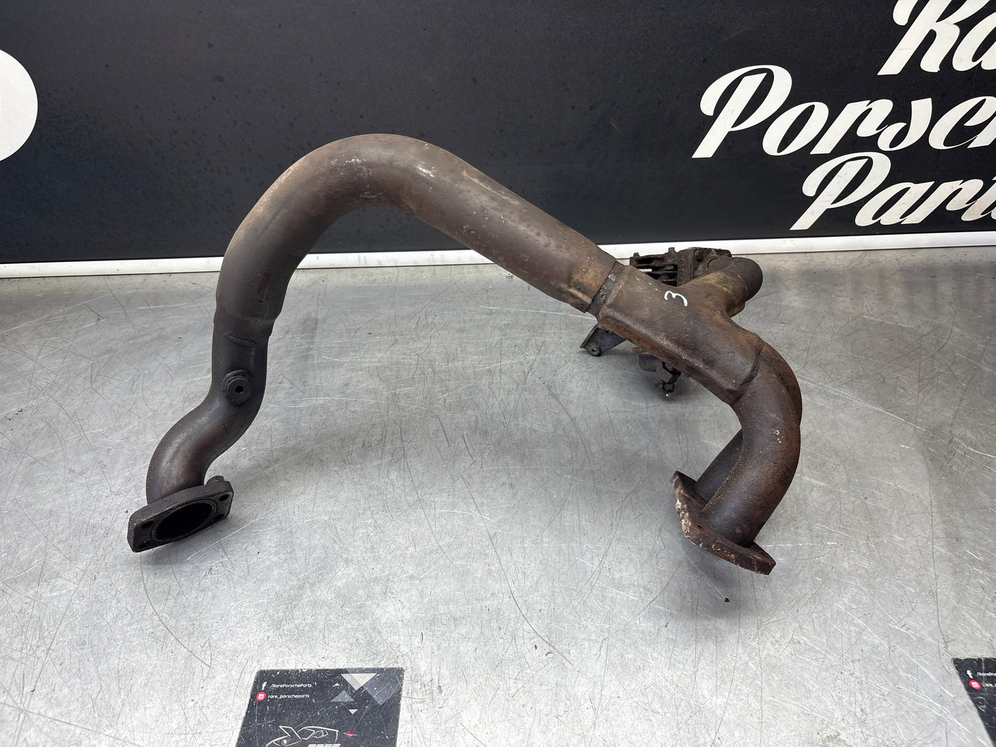 Porsche 944 Turbo exhaust cross over pipe 95111109615, used