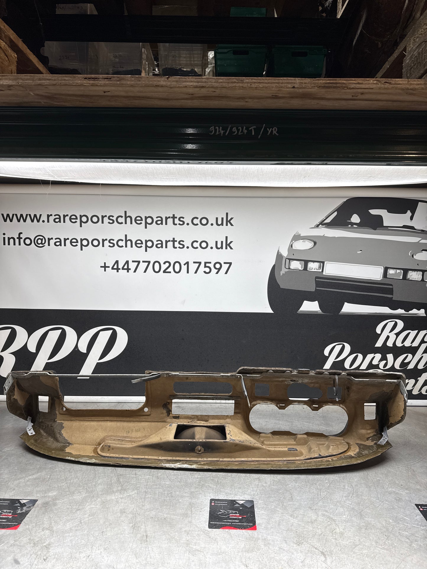 Porsche 924 944 reupholstered dashboard, black, with glove box lid