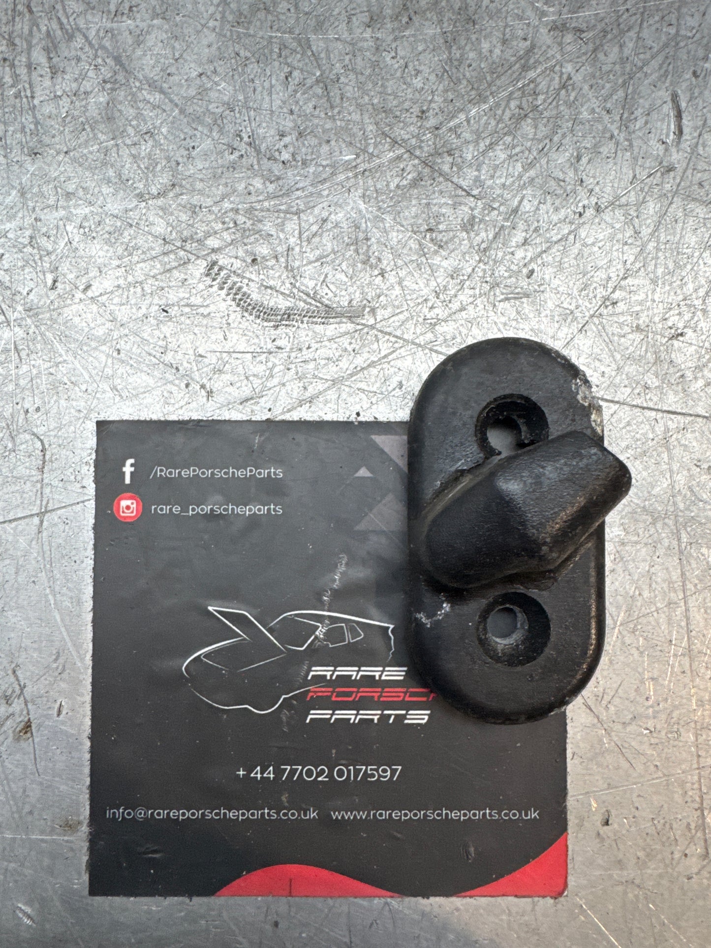 Porsche 944 / 924 Locking lug 111867330A used left