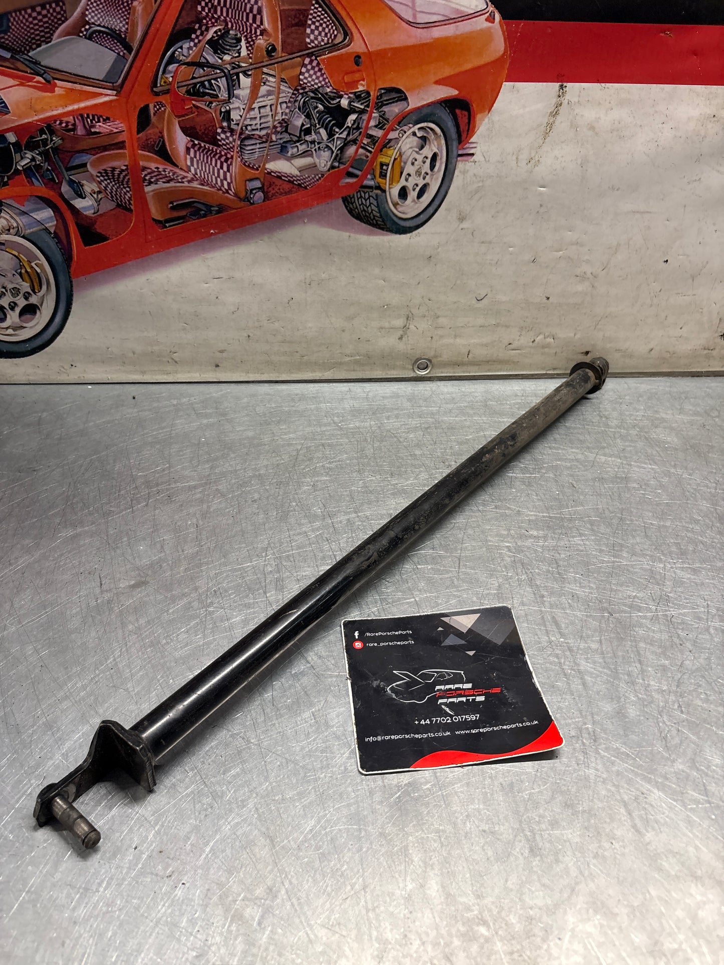 Porsche 928 manual gear shift rod, shorter verson 1981-, used, 92842402818