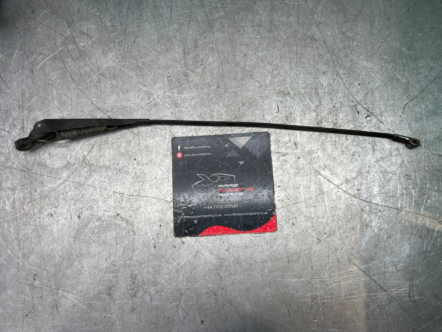 Porsche 924/944 rear wiper arm