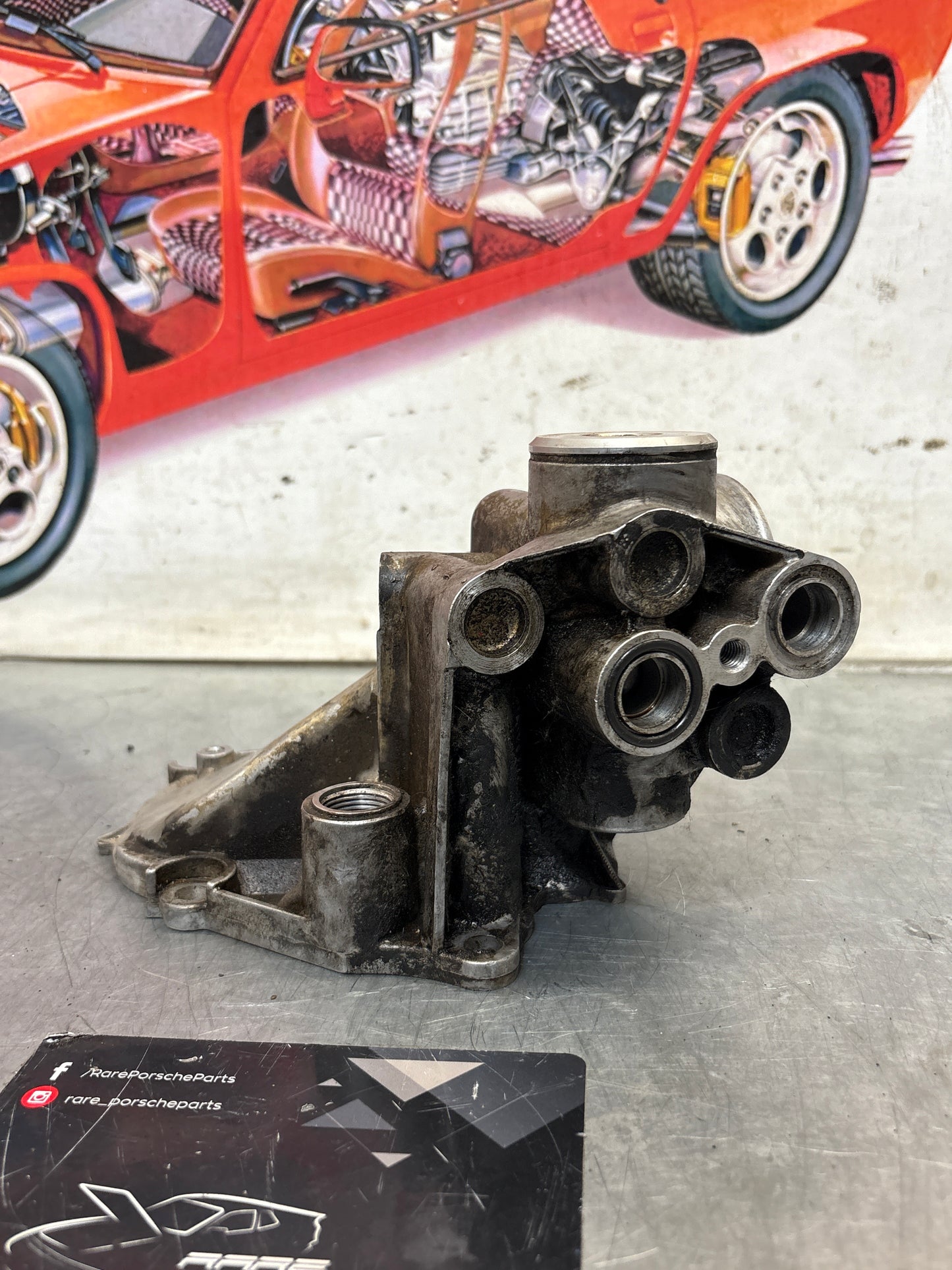 Porsche 944 S2 Oil Filter Housing, used 9441071560R