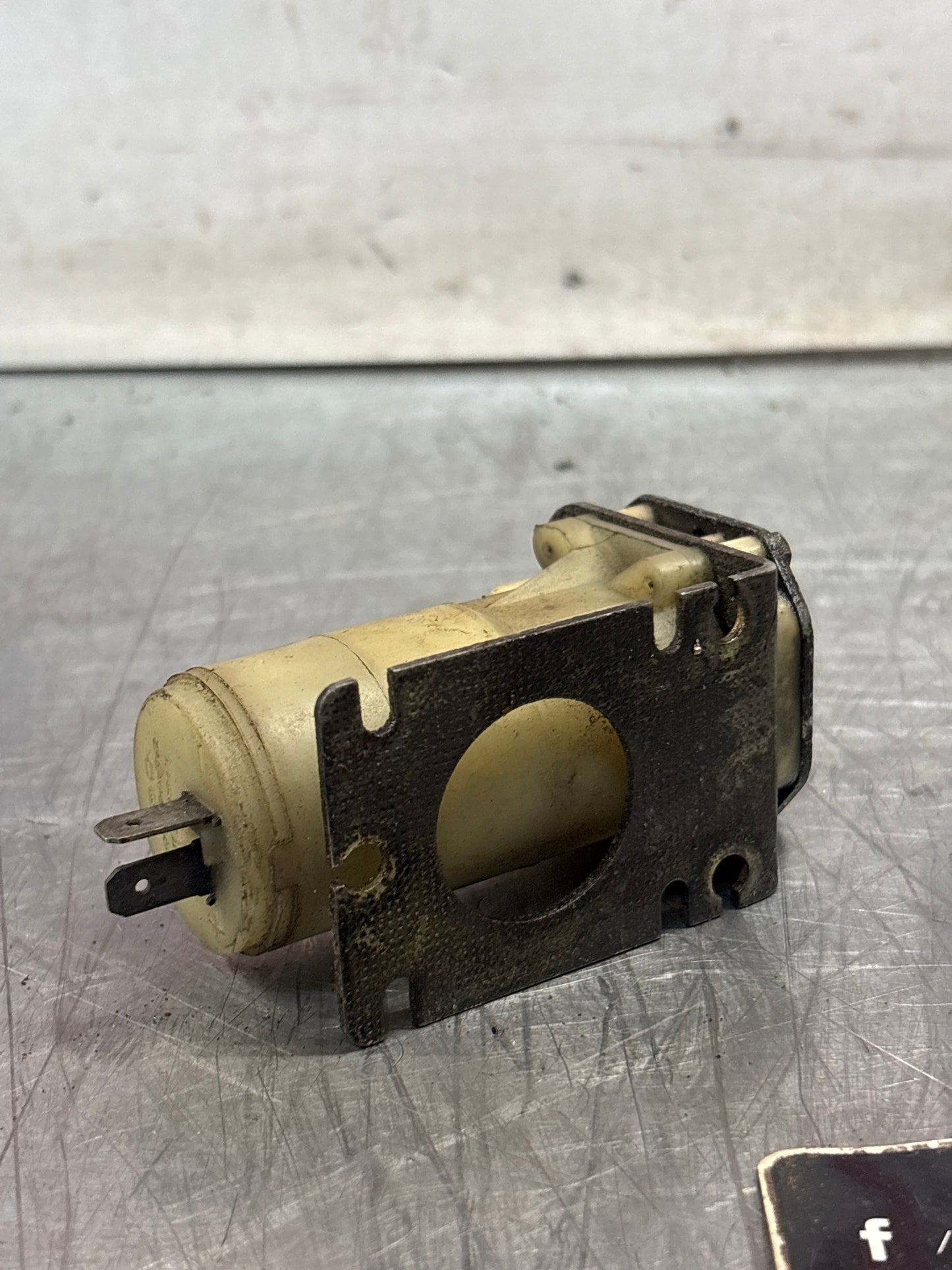 Porsche 914 944 928 genuine VDO Windscreen Washer Pump, 92862807401, used