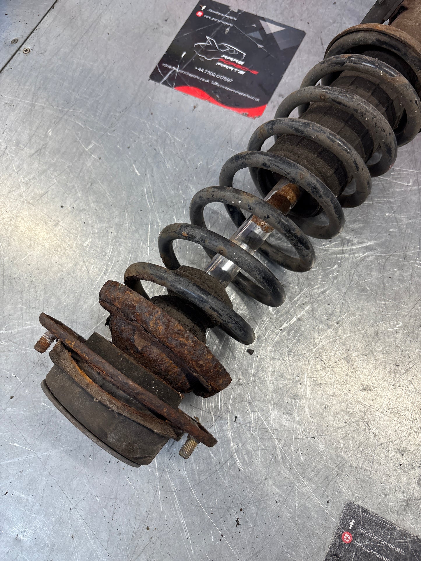 Porsche 944 S2 left, near side, shock absorber , 94434303119 used, spares or repair