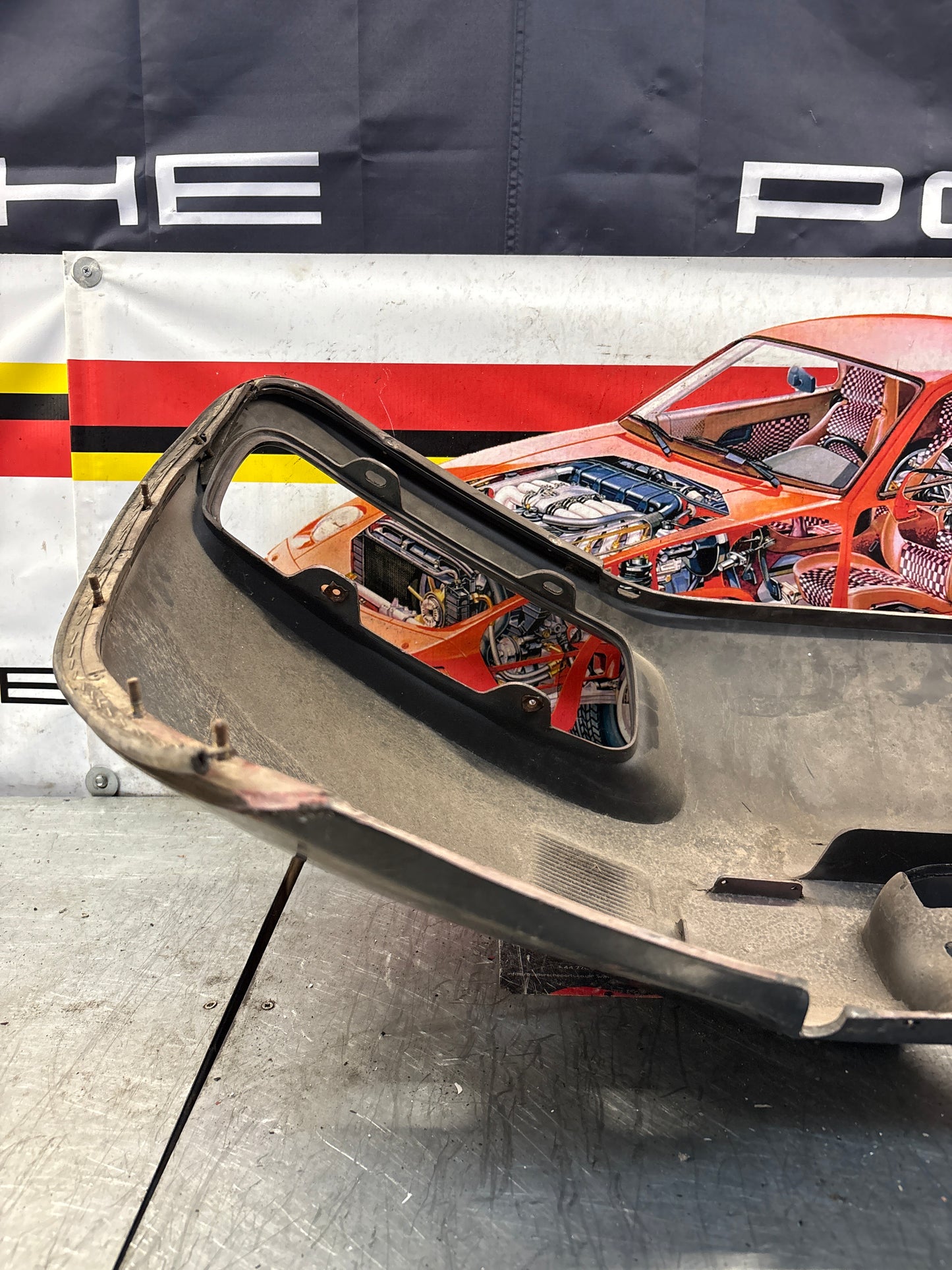 Porsche 928S rear bumper, used 92850502303 / 474181