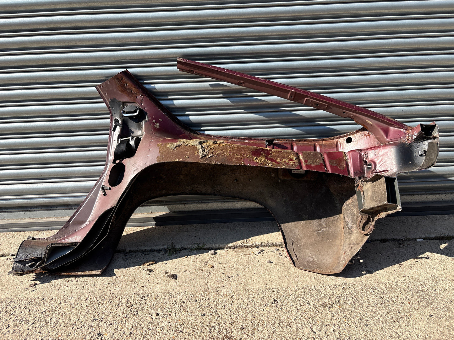 Porsche 928 right rear fender, 92850306219