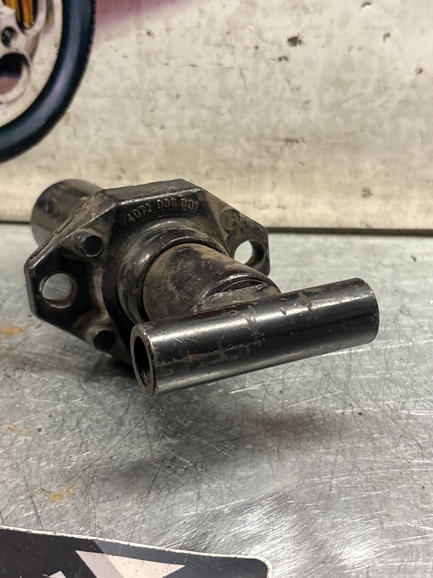 Porsche 928 Rear bumper shock absorber, used 92850501622