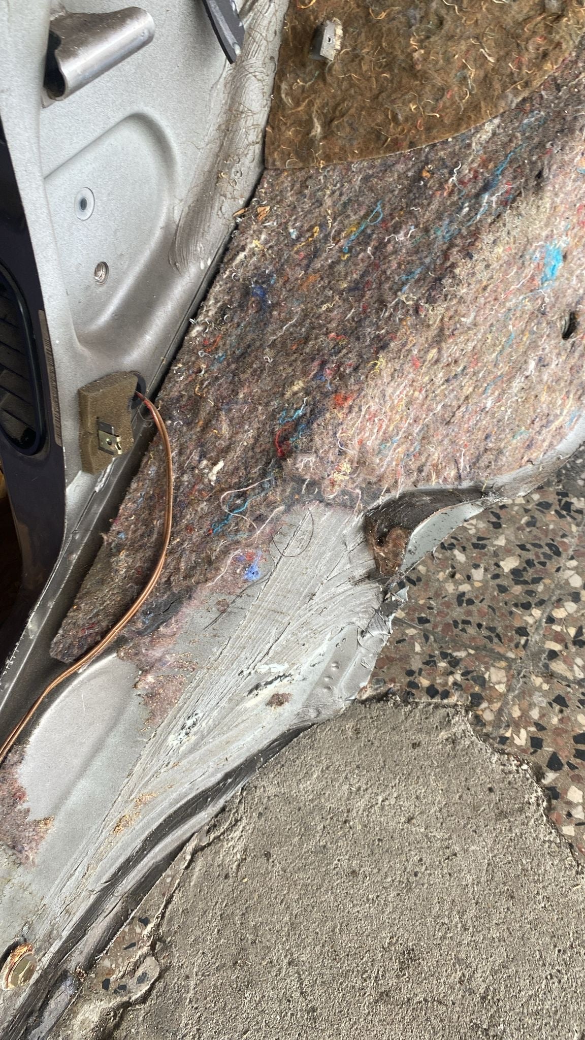 Porsche 944 Right side cut, rear fender with sill 94450390403, 94450361200