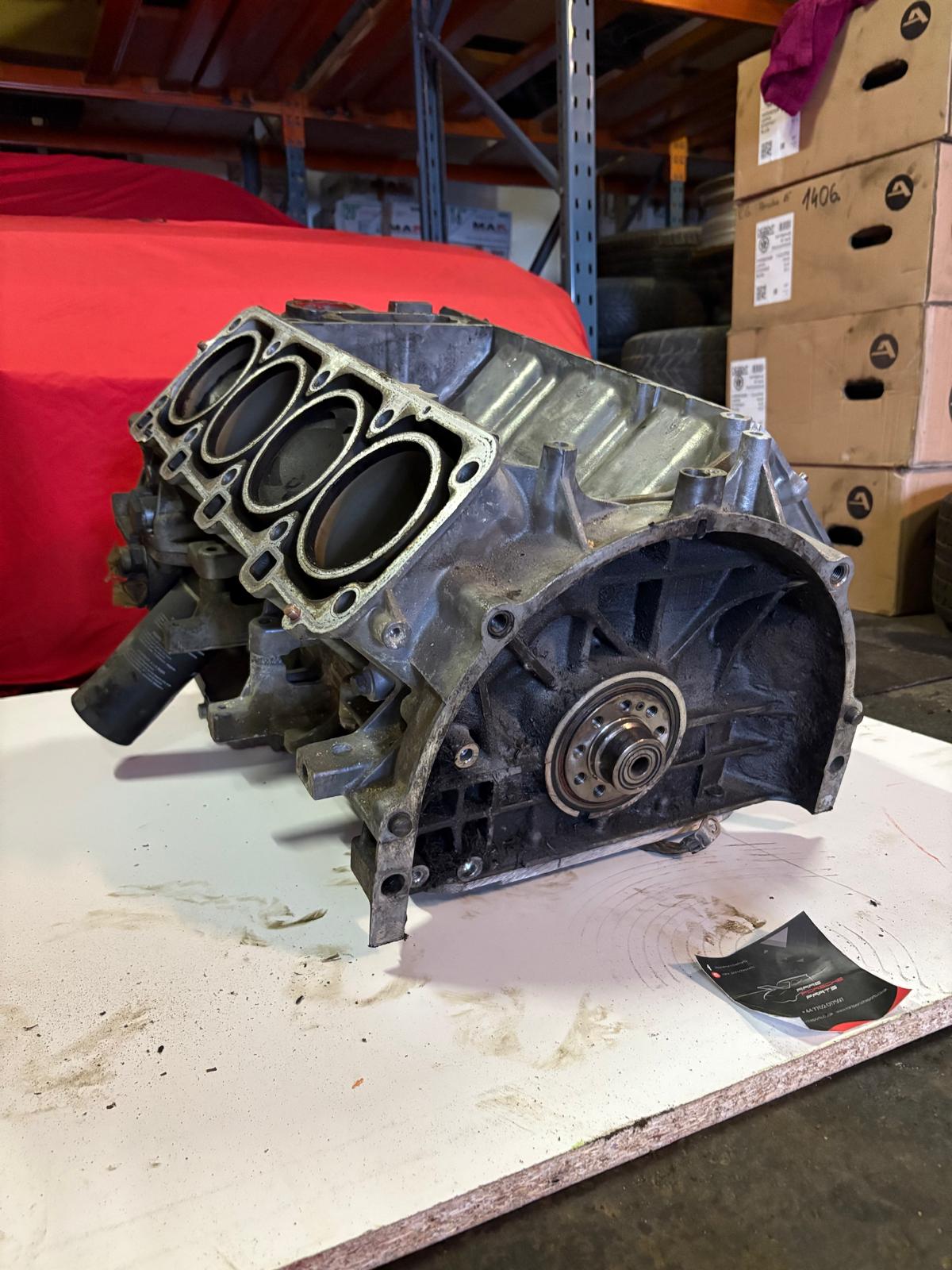 Porsche 928 S4 M28/41 5.0 short block, used