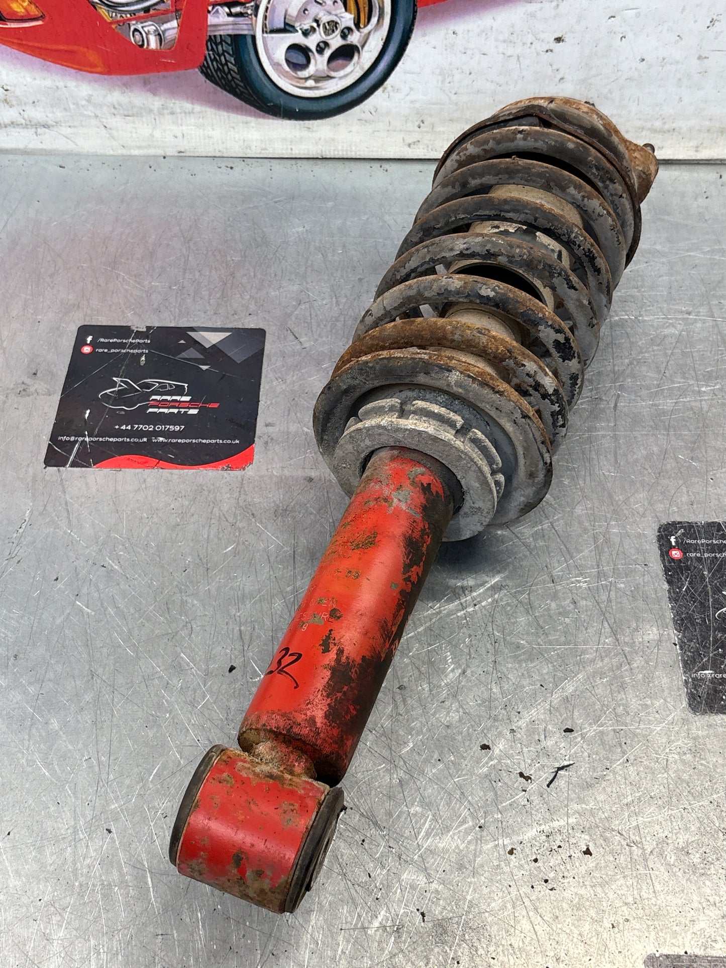 Porsche 928 Front shock absorber, used 92834305509