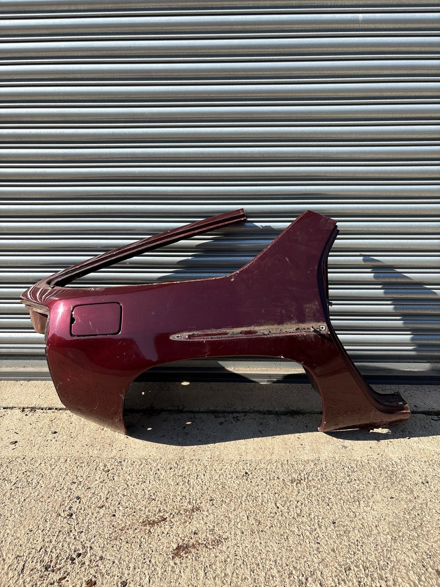 Porsche 928 right rear fender, 92850306219