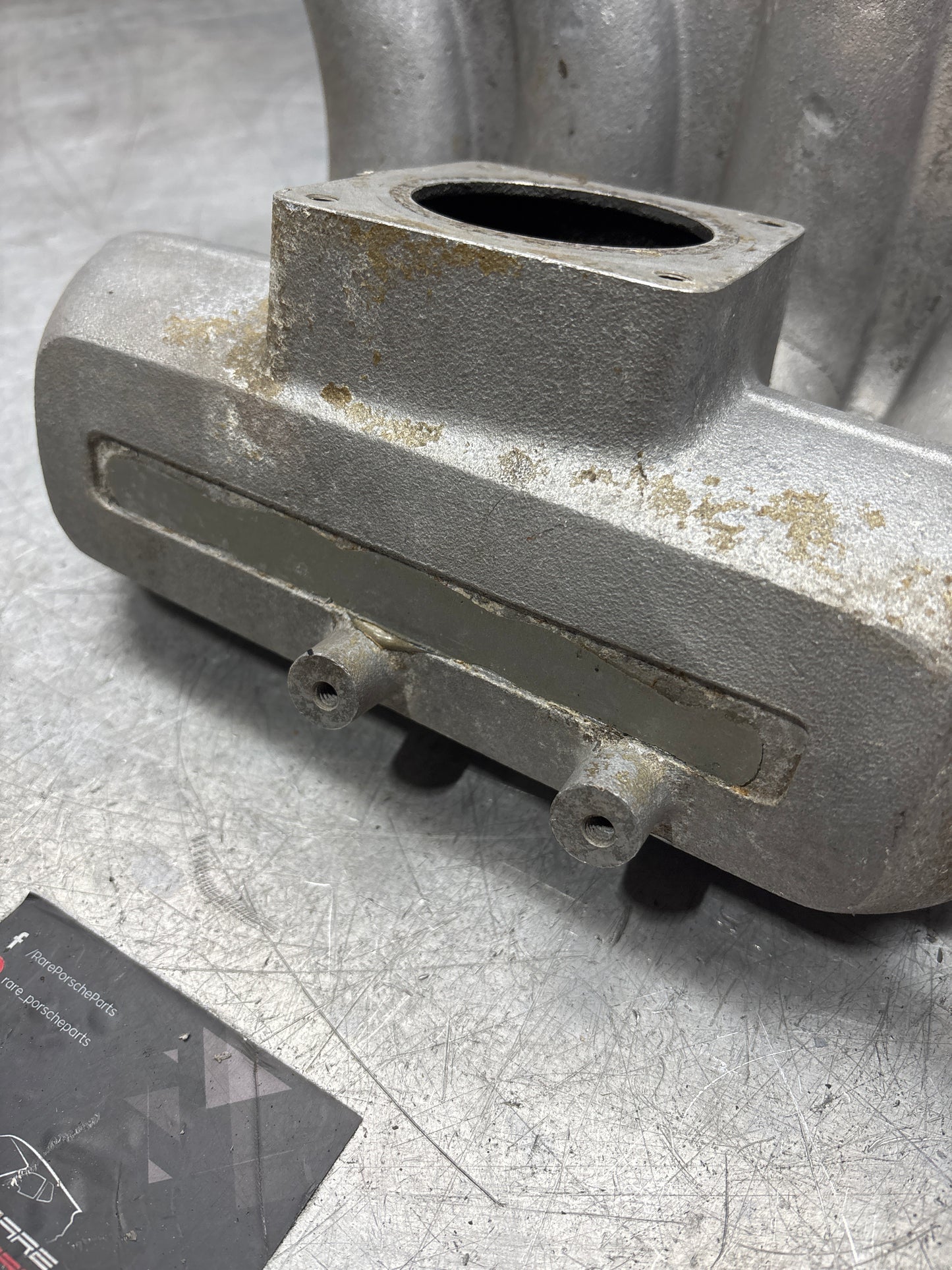 Porsche 924 turbo S2 inlet manifold. 9311101417R used, welded!!!