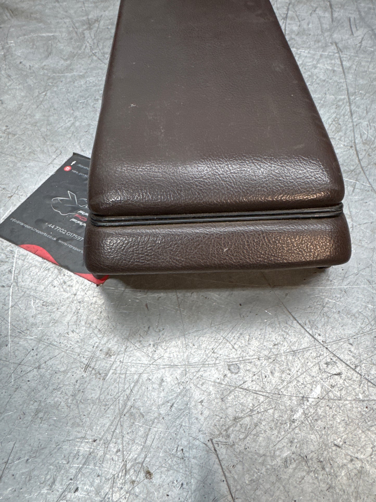 Porsche 944 924 centre console arm rest cassette brown. 478857059 used RHD