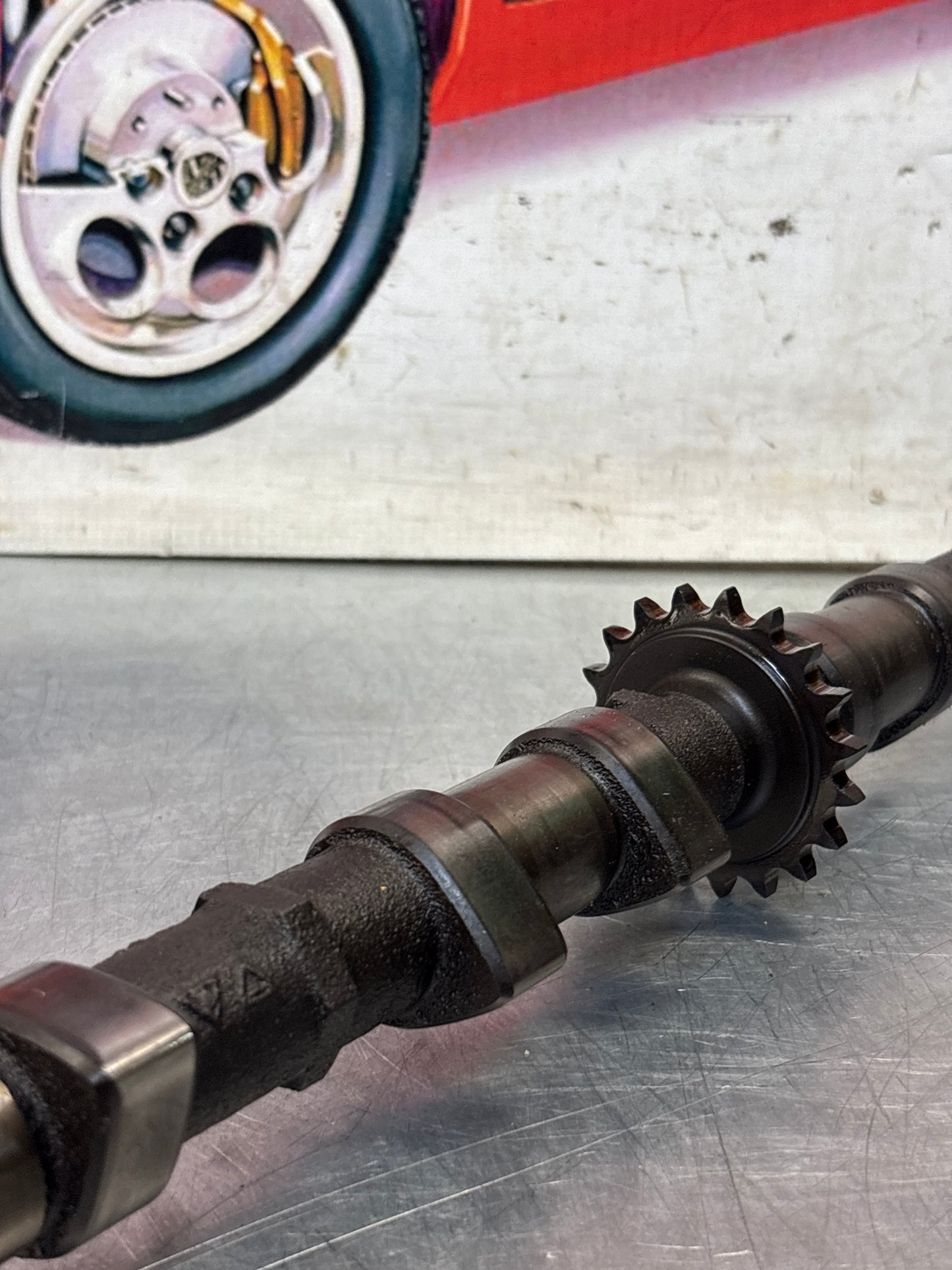 Porsche 928 S3 M28.45/46 engine Camshaft, exhaust side, cylinder 5-8, used 9281052944R / 92810529407