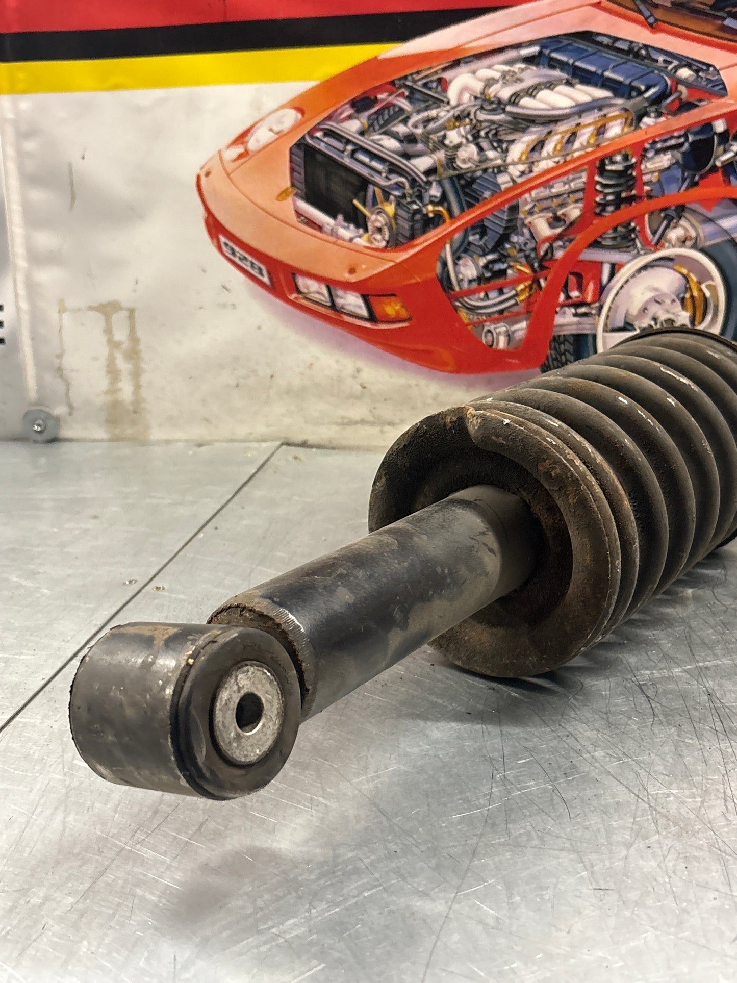 Porsche 928 front shock absorber, used 92834305504