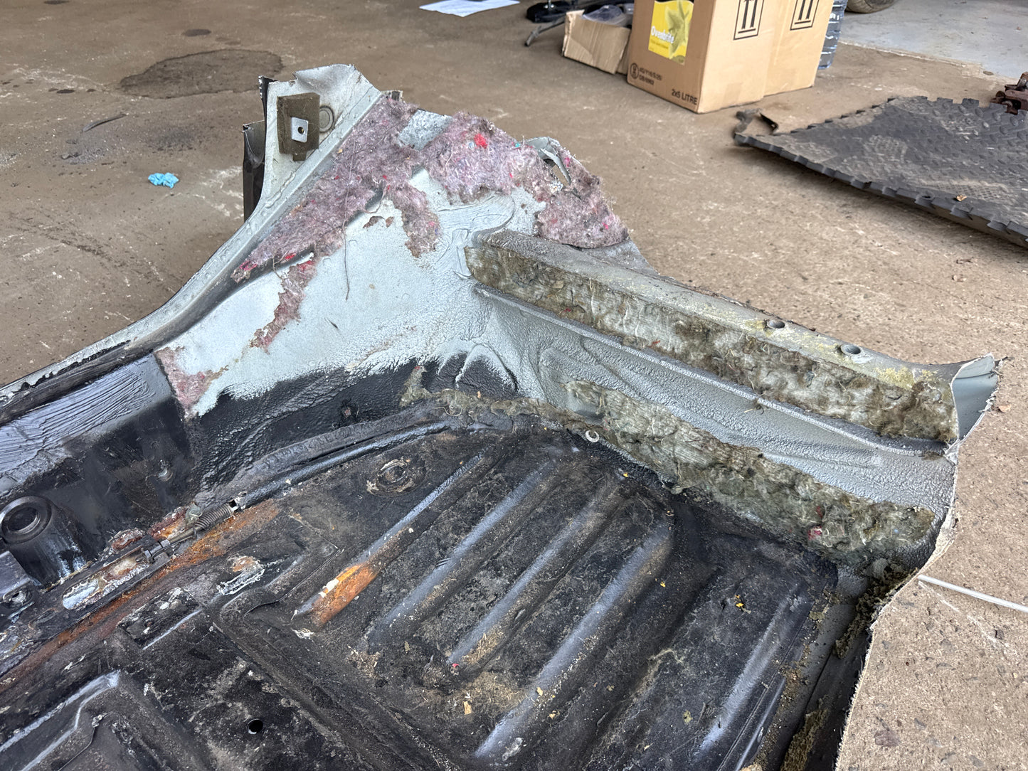 Porsche 944 S2 floor pan right side 94450150100 spares or repair