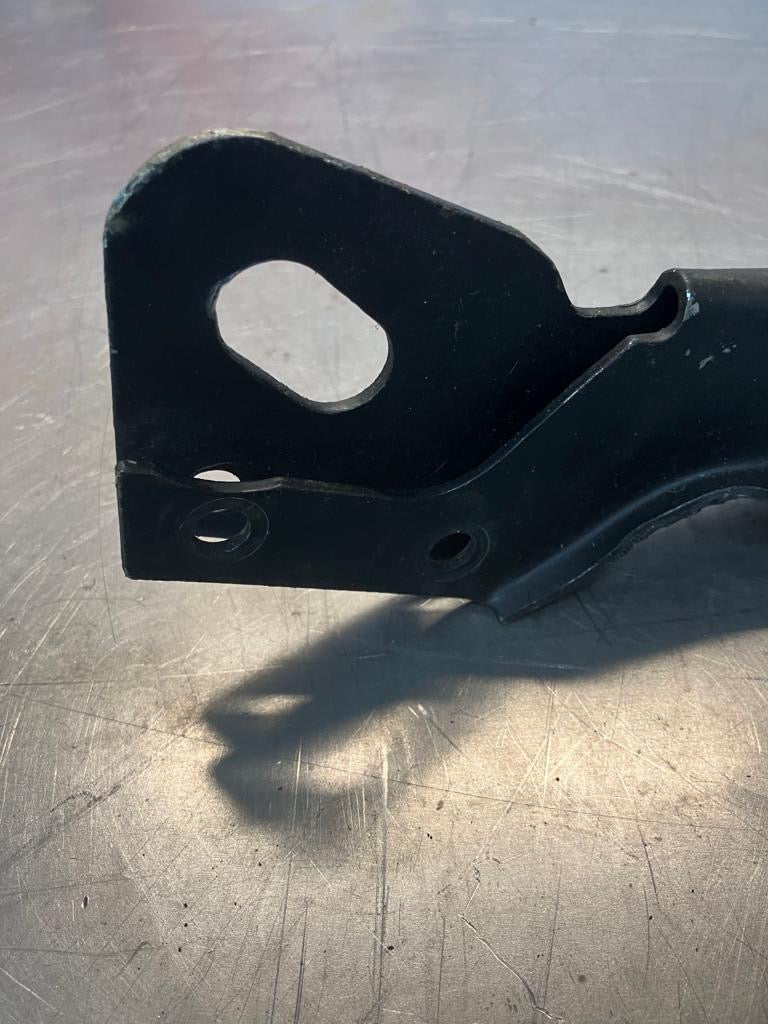 Porsche 928 protective bar towing mount, front, used 92834106402