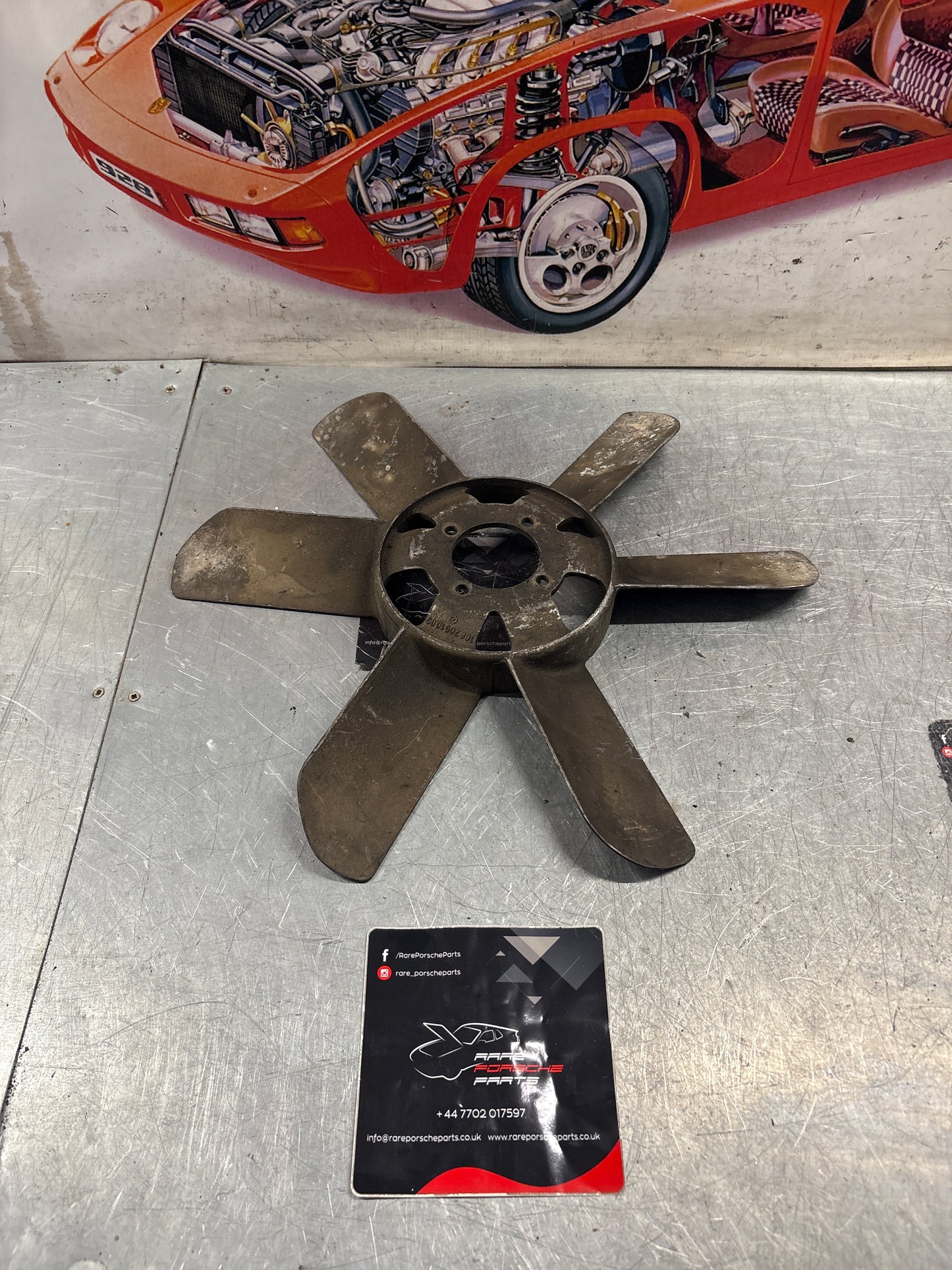 Porsche 928 early Engine cooling fan used 92810613701 / 1082051006