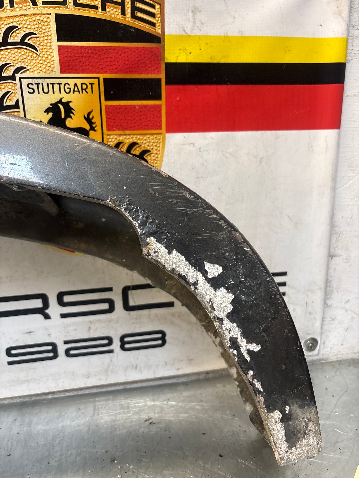 Porsche 911 G front bumper, used 91150501112