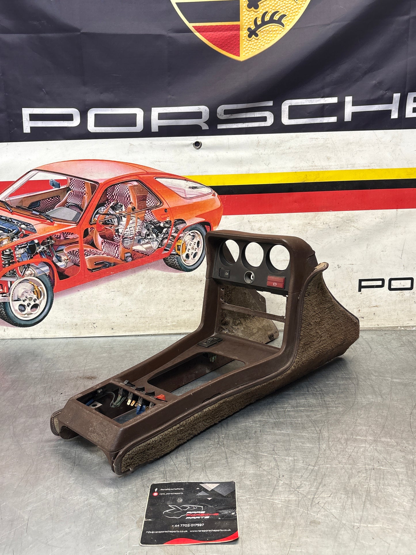 Porsche 924 944 centre console brown with black carpet one switch hole 477857969 / 477857951 used