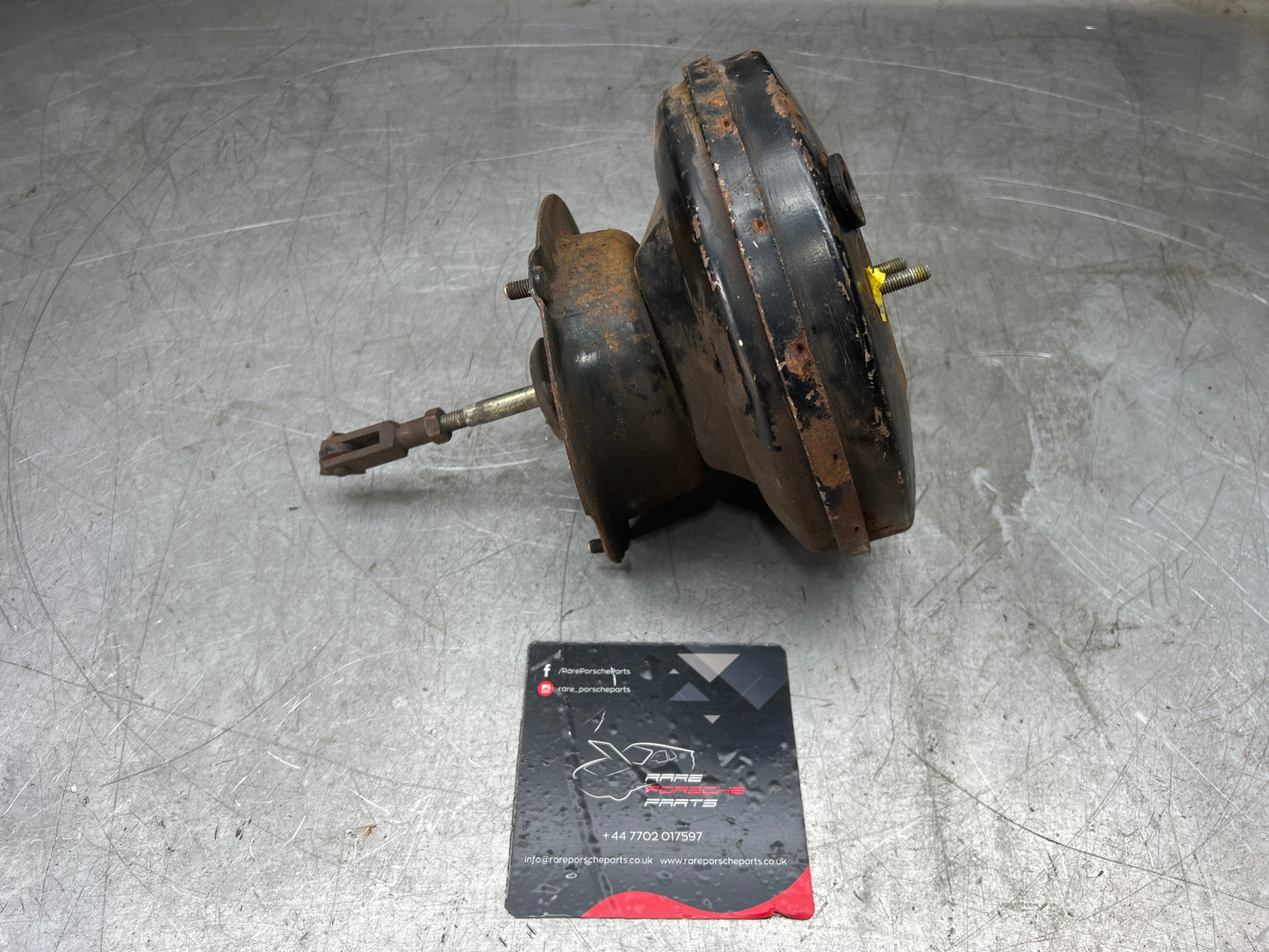 Porsche 944 brake booster, used 94435502500