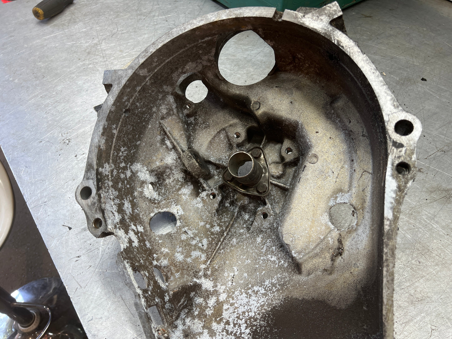 Porsche 944 S2 Bell housing 9441164015R, used