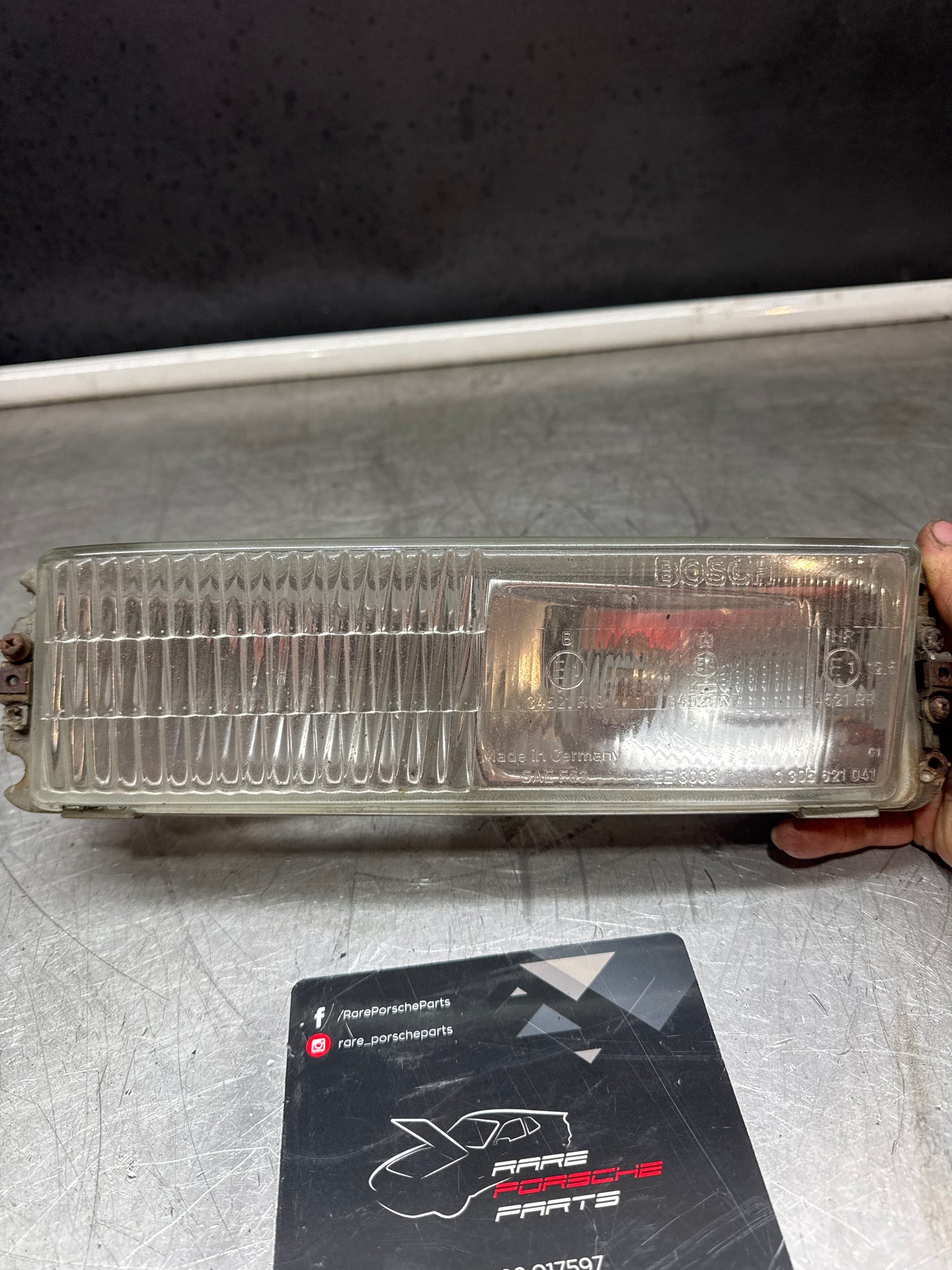Porsche 944 S2 / Turbo Right side fog light. Spares or repairs. 95163121100