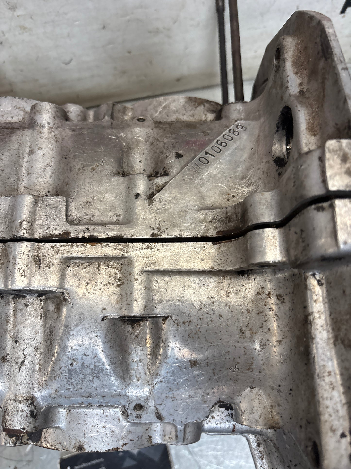 Porsche 914 1.7L engine case, used W0106089